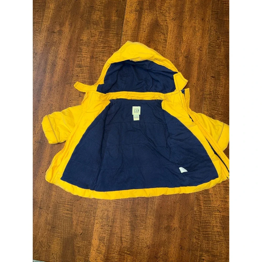 Vintage 90's Kids Baby Gap Rain Hooded Jacket Size 0-6 Months Whale Patch